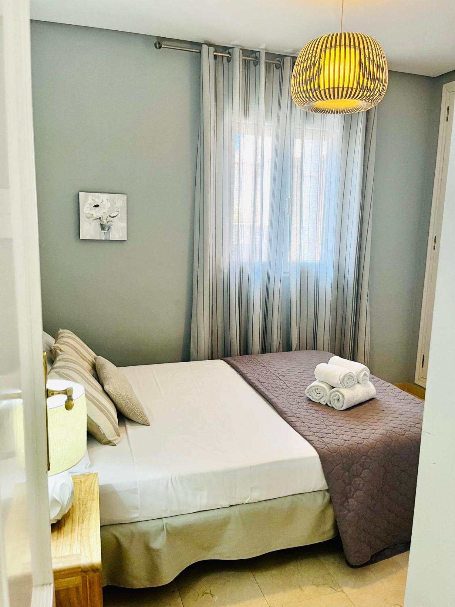 Travel Habitat Atico Calle Comedias Daire Valensiya Dış mekan fotoğraf